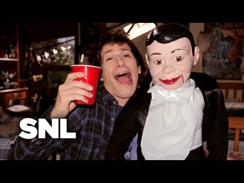 Mom Is on Facebook - Saturday Night Live