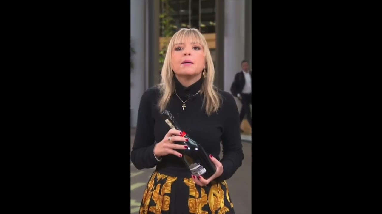 SARDONE: "ASSURDO! MA VI PARE NORMALE CHE A BRUXELLES SI CONCENTRINO SUL COLORE DELLE BOTTIGLIE?"