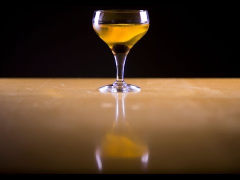 Making the "Bijou" cocktail: Gin and Vermouth have never tasted so good