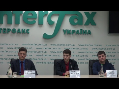 Трансляция пресс-конференции на тему "Старт президентской кампании: первые риски и угрозы"