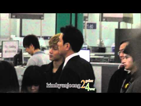 111220KimHyunJoong fancam departure from HK