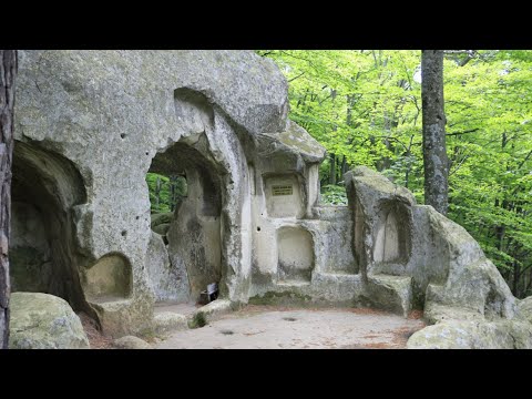 Asezarile Rupestre din Tara Luanei - Muntii Buzaului