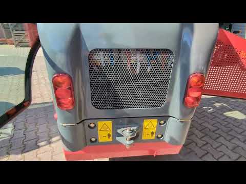 Elektro Hoflader mit Lithium Batterie Allrad Schmitt 1010