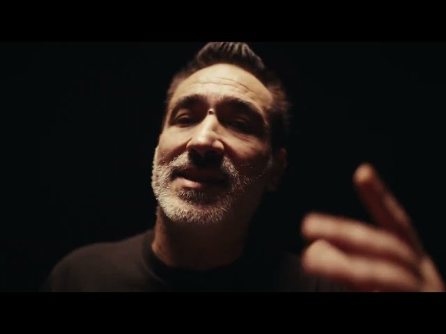 Video zu 'Bir Sansim Daha Olsa' ansehen
