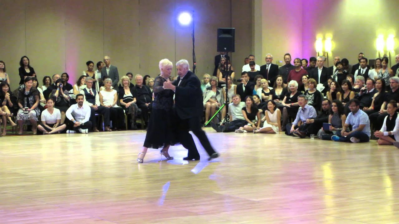 Video thumbnail for Nito & Elba Garcia, "Recuerdo" - Seth Asarnow y su Sexteto Tipico, NTW 2015, 2/2