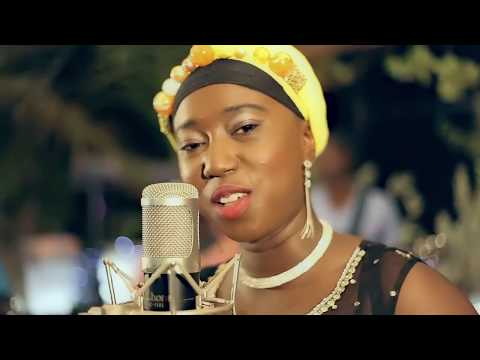 MALIKA LA SLAMEUSE - Mon @