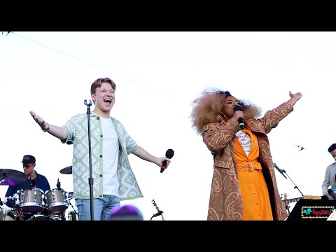 Dara Reneé & Joe Serafini: "Born to be Brave" HSMTMTS