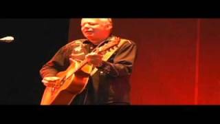 Tommy Emmanuel Strawberry Festival   #2 Cannonball Rag