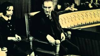 ATATÜRK' ÜN SEVDİĞİ TÜRKÜ ...BÜLBÜLÜM ALTIN KAFESTE