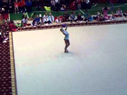 Анфиса Зайцева. Мяч.AVI