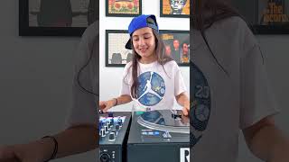 Download lagu Throwback Thursday with Butterfly routine 🦋🦋🦋  #djmichelle #crazytown #butterfly mp3