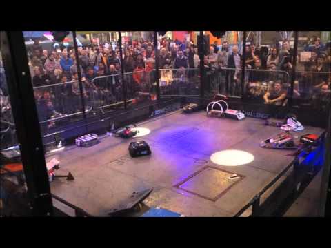 Gladiator fight - 24 robot free-for-all | Robo Challenge FW Champs 2016