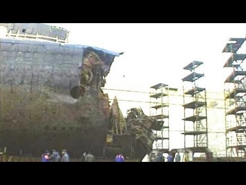 Курск - подводная лодка в мутной воде (док. фильм)