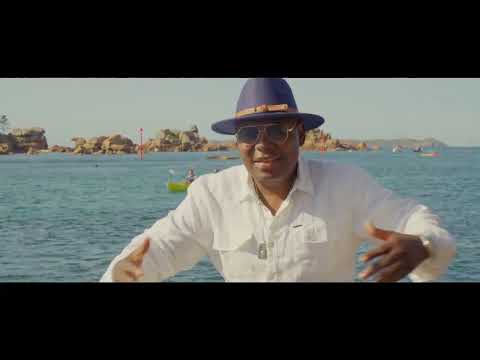 LADIS ARCADE "Kuka bâ dia ntséké" Cover Kouka Celestin, Extrait de l'album "À part ça, tout va bien"