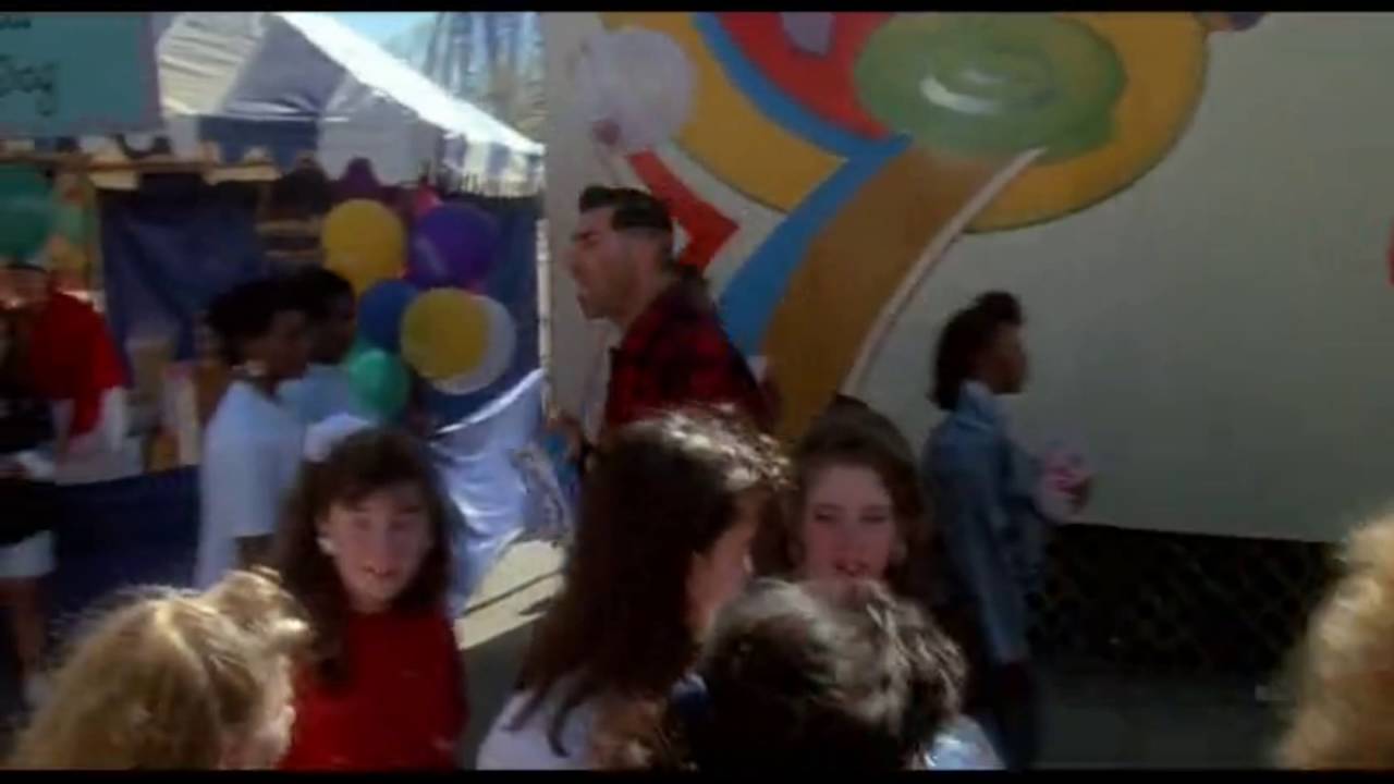 Запустить видео по клику - Как делать игры