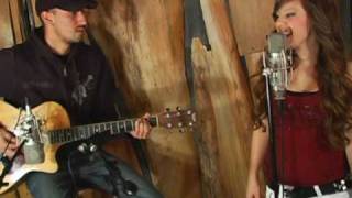 AVERY interview &amp; LIVE performance (&quot;Love Me Or Let Me Go&quot;)