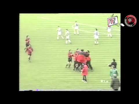 Battibattibattigoool una perla del grande Lorenzo Battaglia con la maglia rossonera