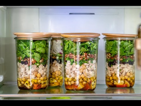 Leftover Turkey Mason Jar Salads Recipe – Great for Meal Prep!
