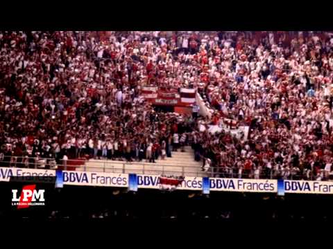 "Señores yo soy del gallinero (palmas en Núñez) - River vs. Tigre - Torneo Final 2013" Barra: Los Borrachos del Tablón • Club: River Plate