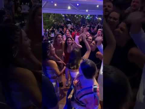 Aqui são só 5 mas, é muito mais. O resto só indo no show pra saber 👀✨ #pagode #pagodeira