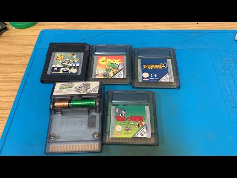 Trying to repair 5 Nintendo Gameboy Color Cartridges including a rumble game