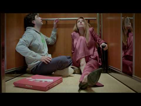 DO KRAJA SMRTI: "Stuck In The Middle With You" (Borko Perić/Tara Rosandić)