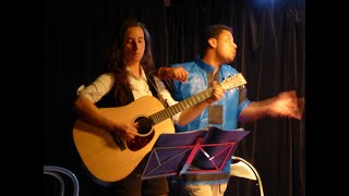 Jann Halexander et le public chantent &#39;A TABLE&#39; – Spectacle Affidavit [07/11/2015- Extraits, part 1]