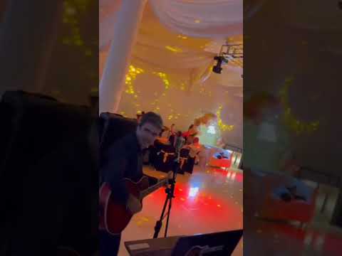 Tocando en Evento Privado Viale Entre Ríos  Diego Mait