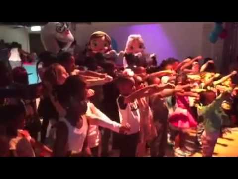 Skitta Show met Frozen