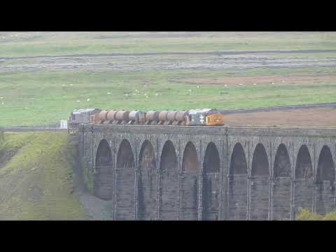 37424/37422 3J11 RHTT over Ribblehead Viaduct, Sat. 20th October 2018