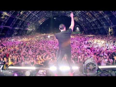 Elvis Crespo en Coachella 2015 with DEORRO