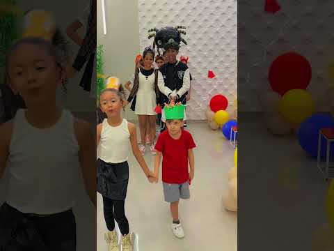 Crazy hair parade #shots