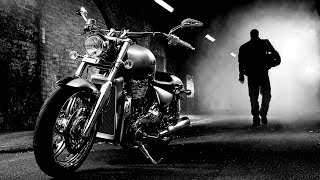 Lynyrd Skynyrd - Still Unbroken. HQ audio. Lyrics on screen.