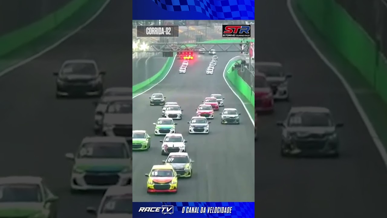 Nas provas da STR Sitdrive Touring Race a batalha por posição é sempre garantia de emoção!