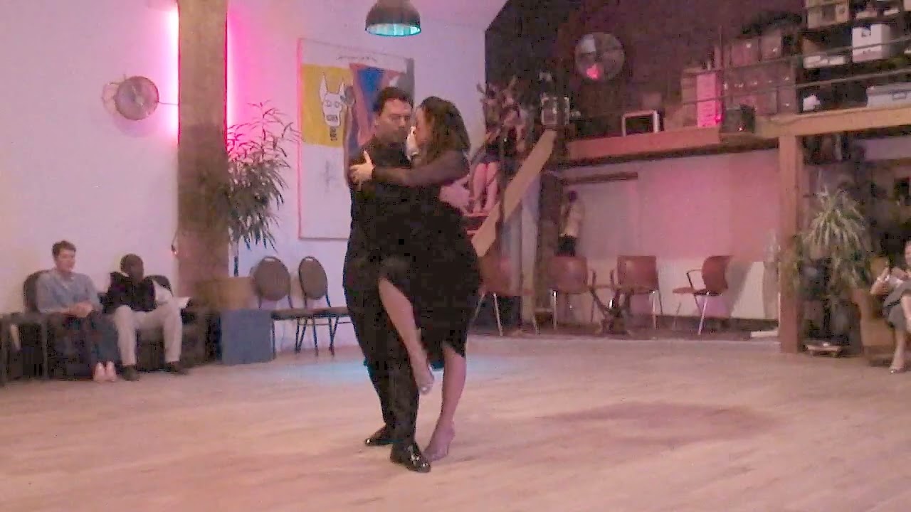 Video thumbnail for Demo 1 Pablo Moyano en Valeria Maside op 13 mei 2023 in Casa 32