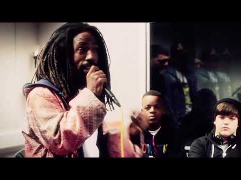 AKIL THE MC / 2PAC ADMITS HE’S ACTING