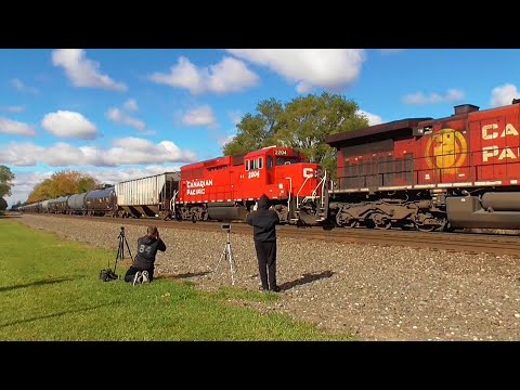 CP 2204 (GP-20C) Trailing On CP 650! 10-24-20