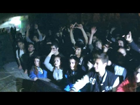 XVI RELIGION - LA SOLITUDINE DEL LUPO