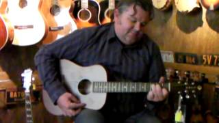 Luna Safari Muse Mahogany Acoustic Travel Guitar 3/4 scale