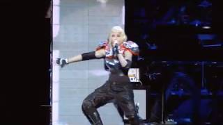 Madonna - 4 Minutes (Live from the Sticky &amp; Sweet Tour)