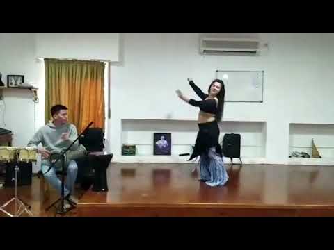 Derbake improvisado - Lucía Romero y Lucas Cortese