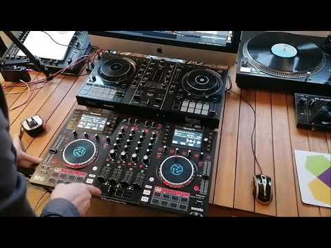 NUMARK NVII vs Hercules IMPULSE 500