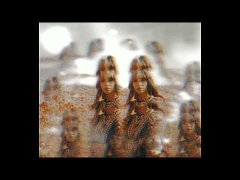 Melanie Martinez - labyrinth (Extended Audio Unrealesed)