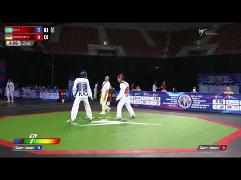 225 R16 Boys  61kg KAZ PAK A  UKR HARDIENIN M