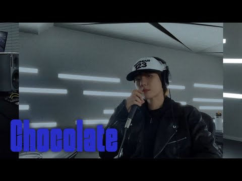 백현 (BAEKHYUN) 'Chocolate' Live Clip
