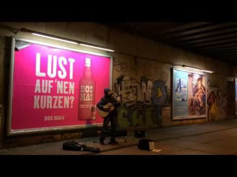 James Shayne - Mad World (Berlin, Alexanderplatz)