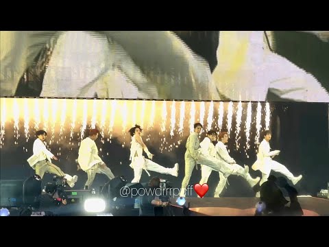 211201 - FANCAM - DNA - BTS PTD Day 3 @ SOFI - 4K