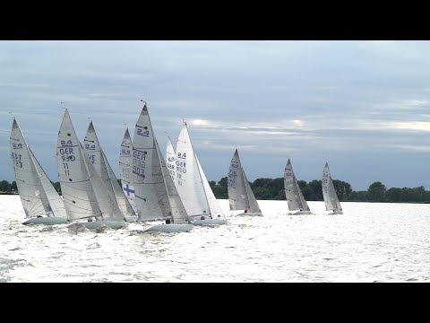 2.4mR worlds 2017 - Racing day 2 - Tricky winds