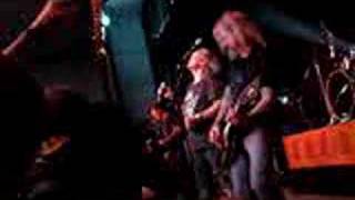 Helix-Deep cuts the knife