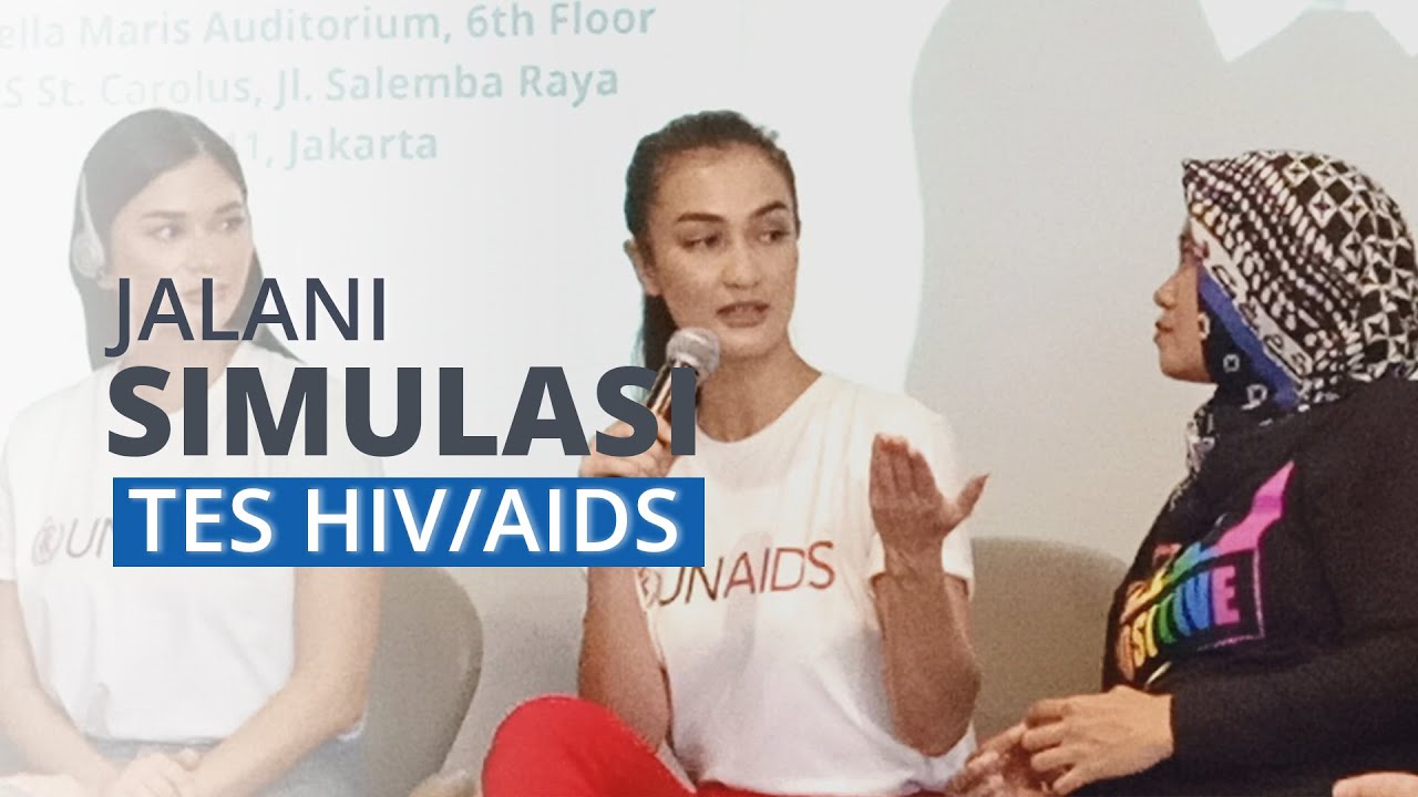 Atiqah Hasiholan Senang Lakukan Simulasi Tes HIV di RS St. Carolus